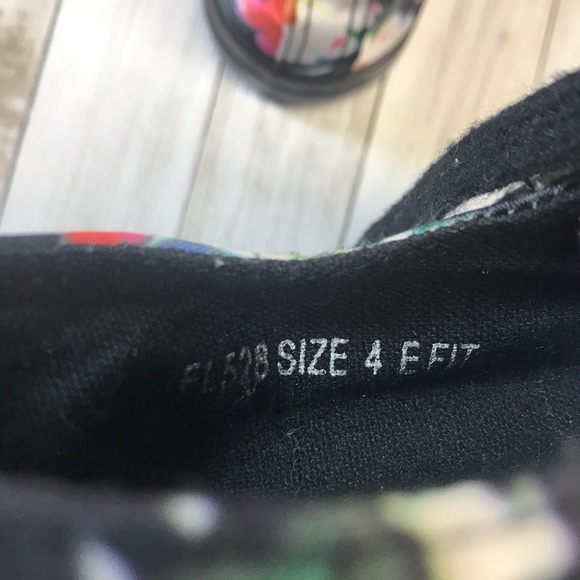 Heavenly Soles Youth 4 - Picture 5 of 8